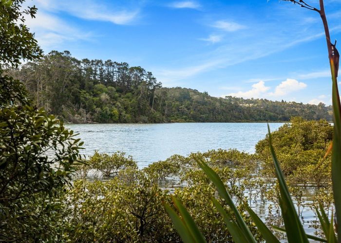  at 20 Oscar Road, Greenhithe, North Shore City, Auckland