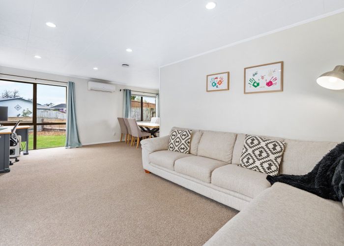  at 7 Cargill Grove, Kelvin Grove, Palmerston North, Manawatu / Whanganui