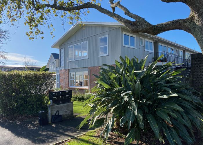  at 4/221 Hurstmere Road       Takapuna, Takapuna, North Shore City, Auckland