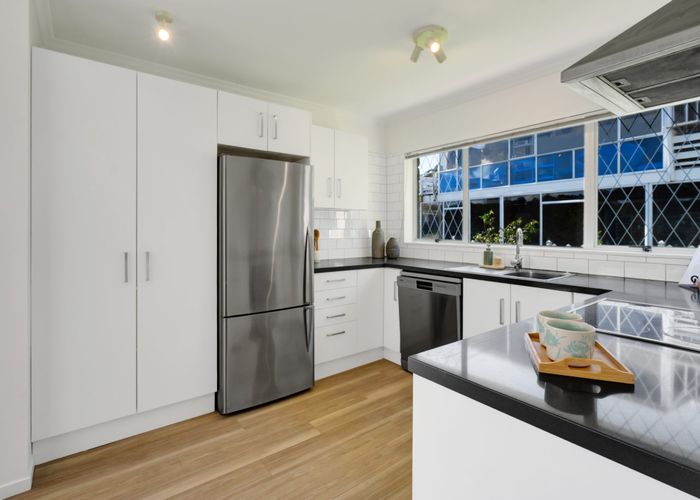  at 51 Cumberland Street, Merrilands, New Plymouth, Taranaki