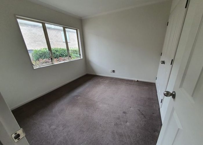 at 4A Elcoat Avenue, Henderson, Auckland