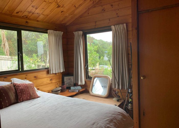  at 5 D'oyly Drive, Stanmore Bay, Rodney, Auckland