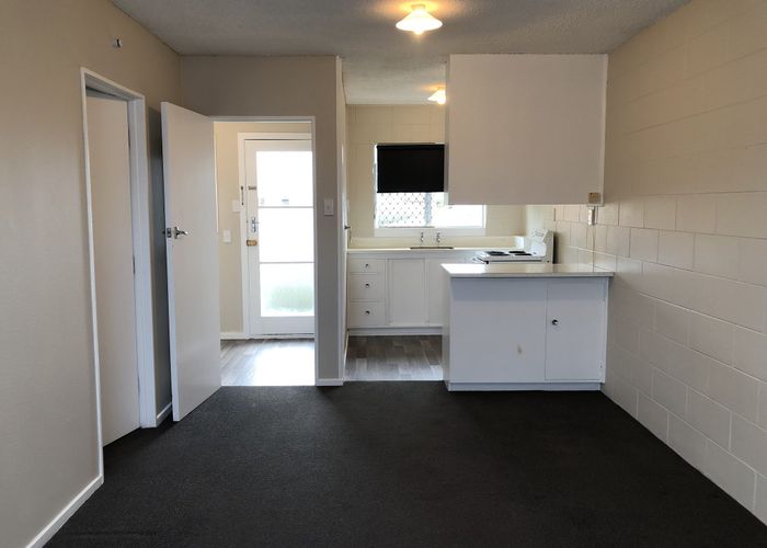  at 4/28 Wellington Street, Hamilton East, Hamilton, Waikato