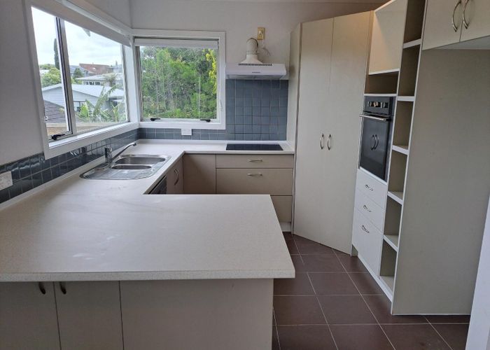  at 100 Barrys Road, Glendene, Waitakere City, Auckland