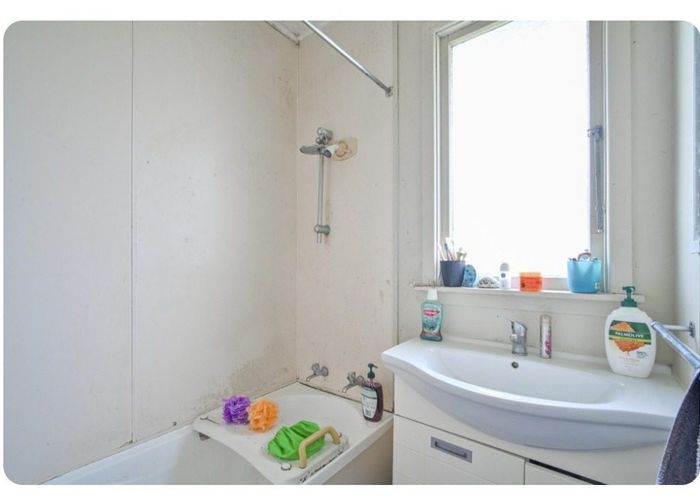 at 7 Livingstone Road, Flaxmere, Hastings