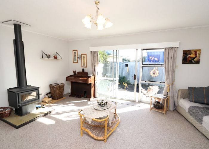  at 2/52 GREY ST, Ashburton, ASHBURTON