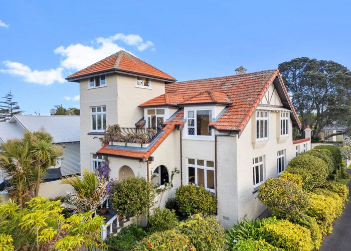  at 20 Taumata Road, Sandringham, Auckland