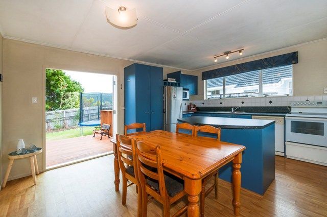  at 18 Robson Street, Stokes Valley, Lower Hutt, Wellington