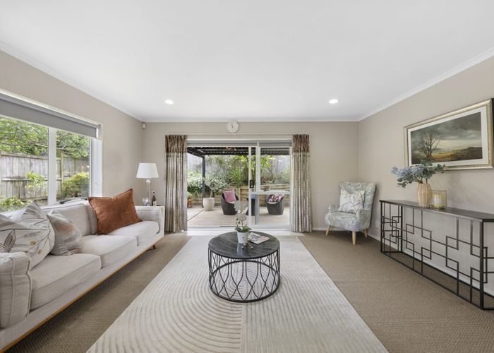  at 4 Viera Drive, Mission Heights, Manukau City, Auckland