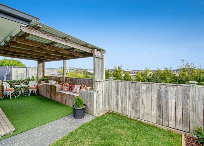  at 14 Kingfisher Road, Silverdale, Rodney, Auckland