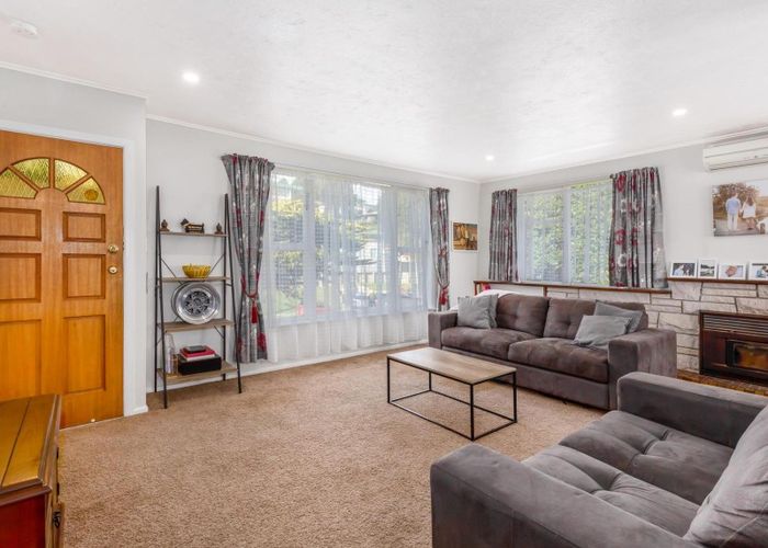  at 4 Hampshire Street, Cannons Creek, Porirua