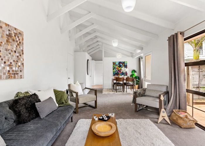  at 1/39 Hillcrest Avenue, Hillcrest, Auckland