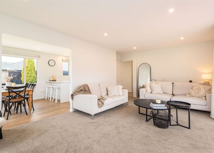  at 20 Wendy Place, Heathcote, Christchurch City, Canterbury