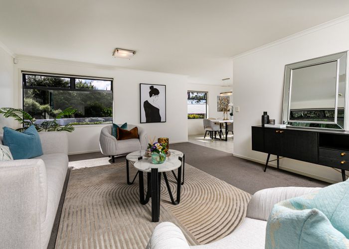  at 4 Clapton Place, Henderson, Waitakere City, Auckland