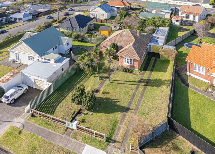 Free property data for 49 Selwyn Crescent, College Estate, Whanganui