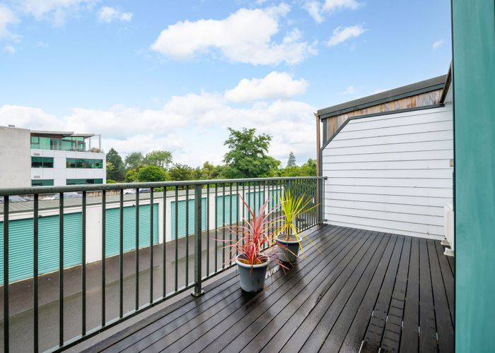  at 8/11 Bryce Lane, Hamilton City Central, Hamilton, Waikato