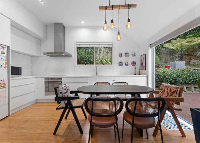  at 6/112 Coronation Road, Hillcrest, North Shore City, Auckland