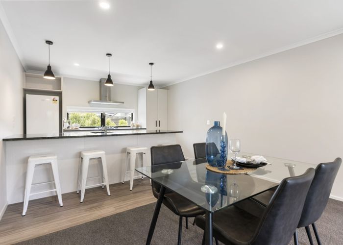  at 52 Pateke Drive, Kenepuru, Porirua