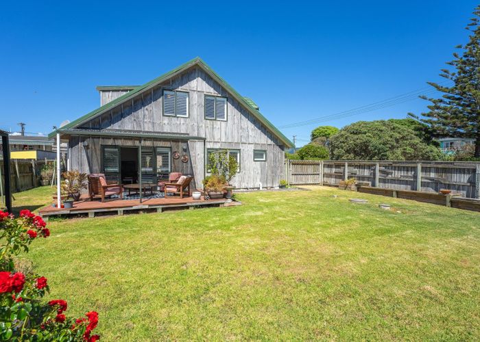  at 19 Dixie Street, Otaki