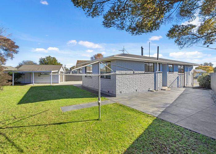  at 17 Rosanna Place, Aranui, Christchurch