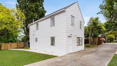  at 21 Chantal Place, Red Hill, Papakura