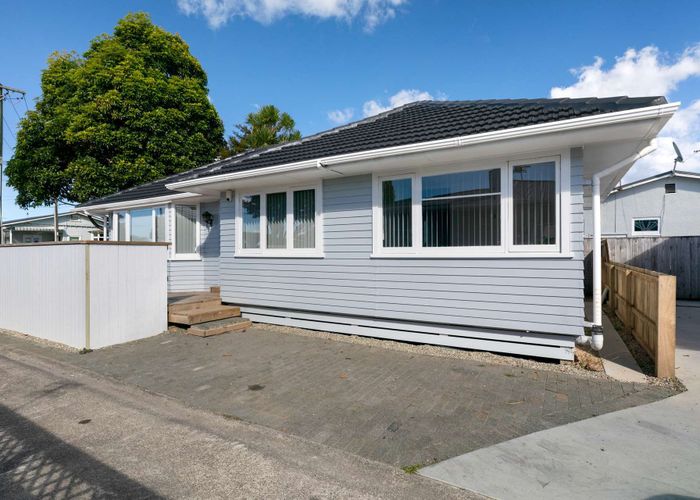  at 277 Meola Road, Point Chevalier, Auckland