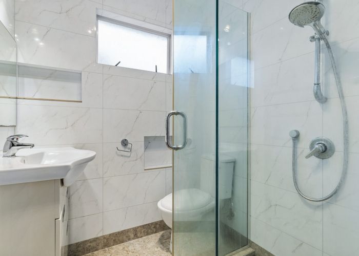  at 129 Rowandale Avenue, Manurewa, Auckland