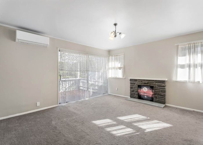  at 1/11 Firle Place, Green Bay, Waitakere City, Auckland