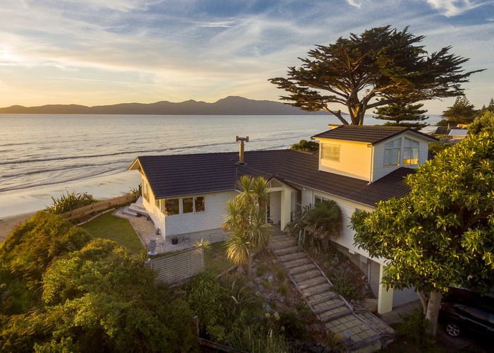  at 4 Aotea Road, Raumati South, Paraparaumu