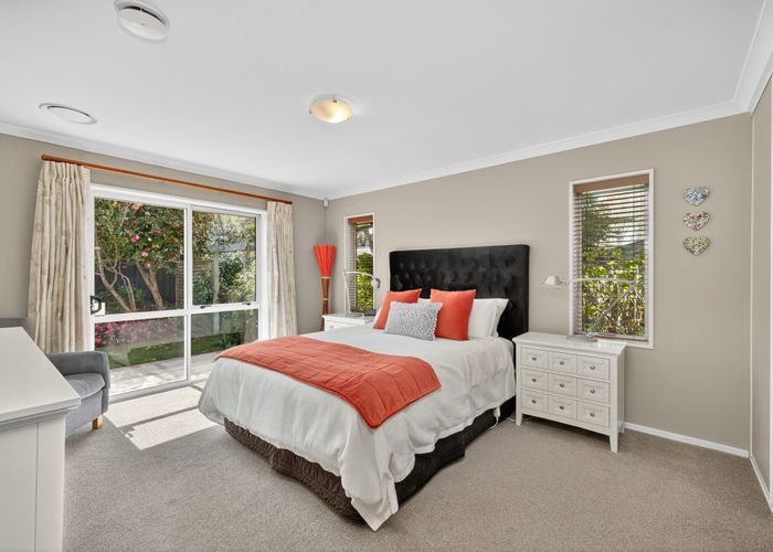  at 8 Avon Gate, Russley, Christchurch City, Canterbury