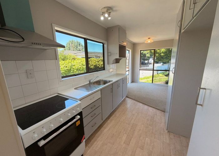  at 8 Le Havre Place, Takanini, Papakura, Auckland