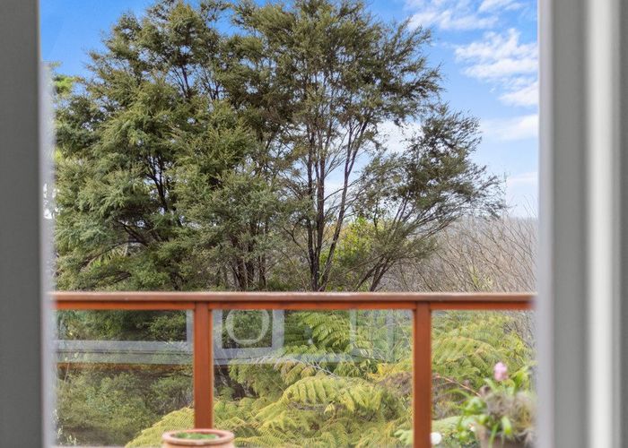  at 84 Shetland Street, Glen Eden, Waitakere City, Auckland