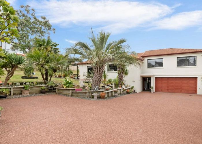  at 37 Hogarth Rise, West Harbour, Auckland