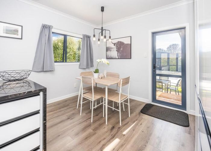  at 11 Arnold Street, Leamington, Cambridge