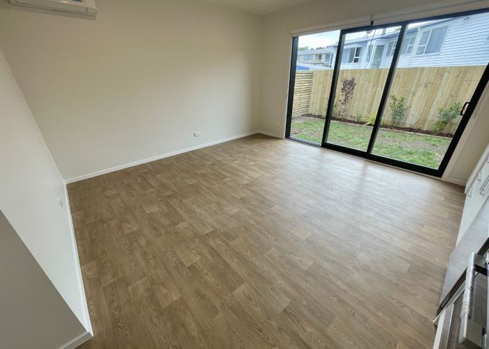  at 4/8 Clipper Street, Titahi Bay, Porirua, Wellington