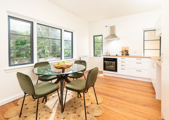  at 2/127 Molesworth Street, Thorndon, Wellington, Wellington