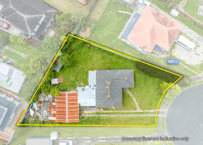  at 3 Albert Road, Manukau, Auckland