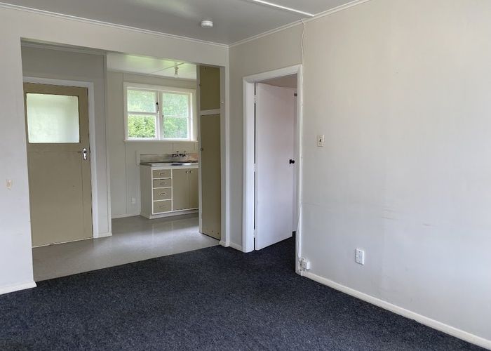  at 90 Strand Cres, Naenae, Lower Hutt, Wellington