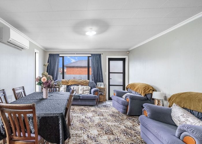  at 4/90 Balmoral Drive, Appleby, Invercargill