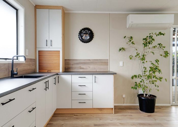  at 10 Siska Place, Wattle Downs, Manukau City, Auckland