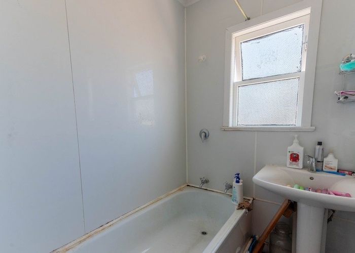  at 40 Thatcher street, Castlecliff, Whanganui, Manawatu / Whanganui