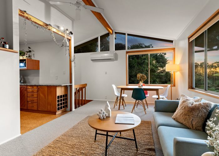  at 10 Rosecamp Road, Beach Haven, North Shore City, Auckland