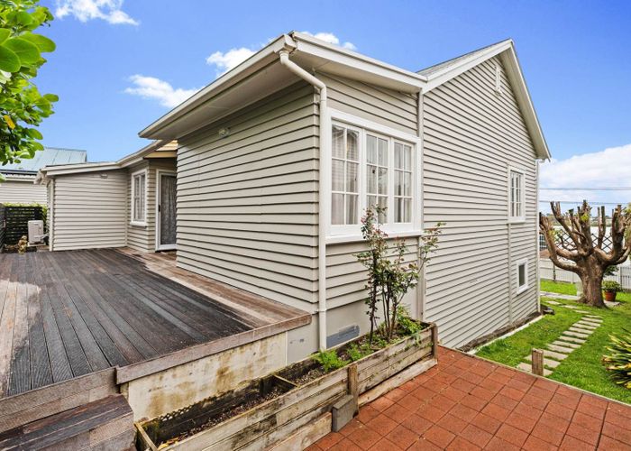  at 20 Riddell Road, Glendowie, Auckland City, Auckland