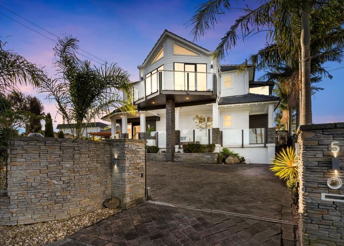  at 5 Kapuni Road, Panmure, Auckland