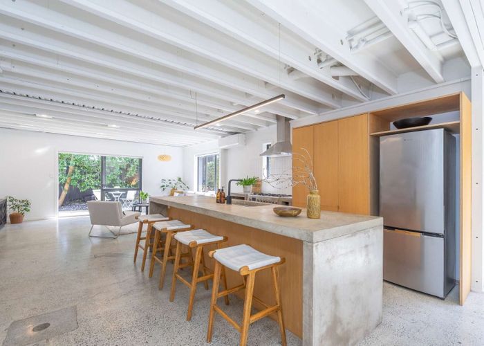  at 2/17 Monte Cassino Place, Birkdale, North Shore City, Auckland