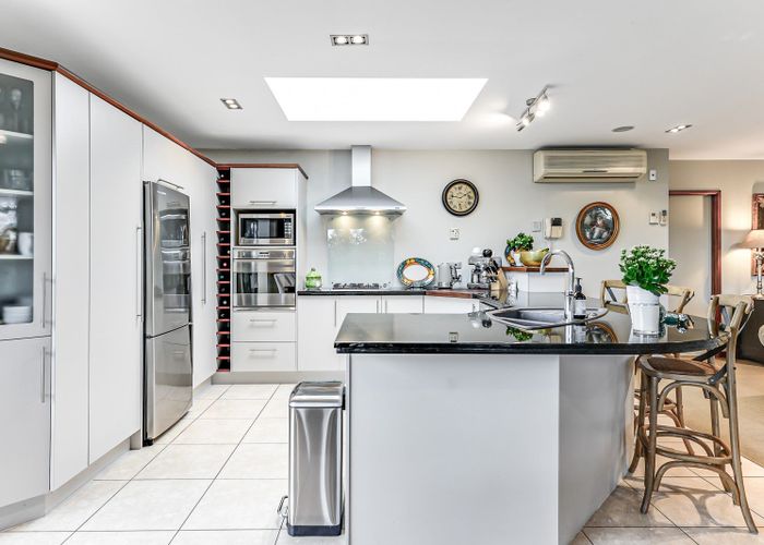  at 436A River Road, Fairfield, Hamilton