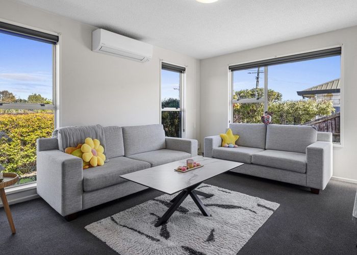  at 1/125 Prestons Road, Redwood, Christchurch