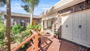  at 19 Hepburn Road, Glendene, Auckland
