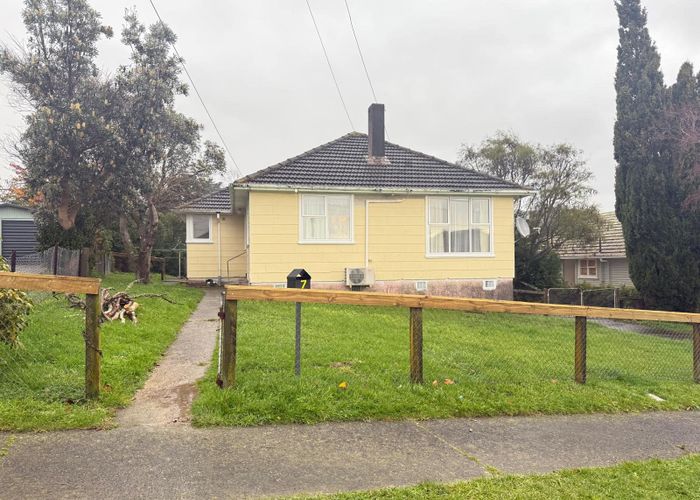  at 7 Cumberland Grove, Cannons Creek, Porirua, Wellington