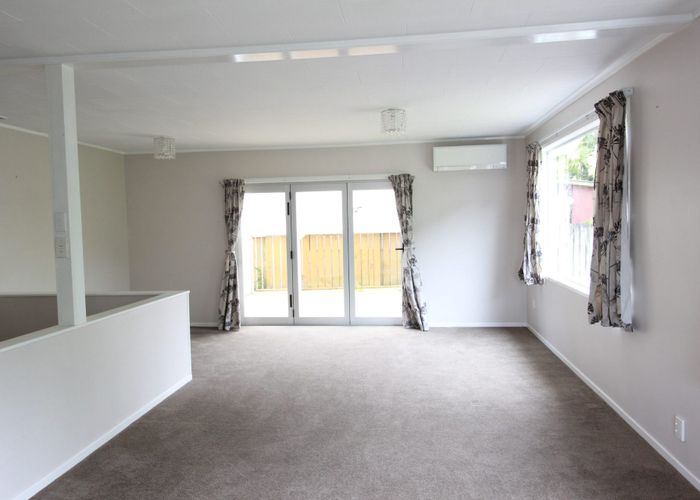  at 17 Cunliffe Place, Glenfield, North Shore City, Auckland